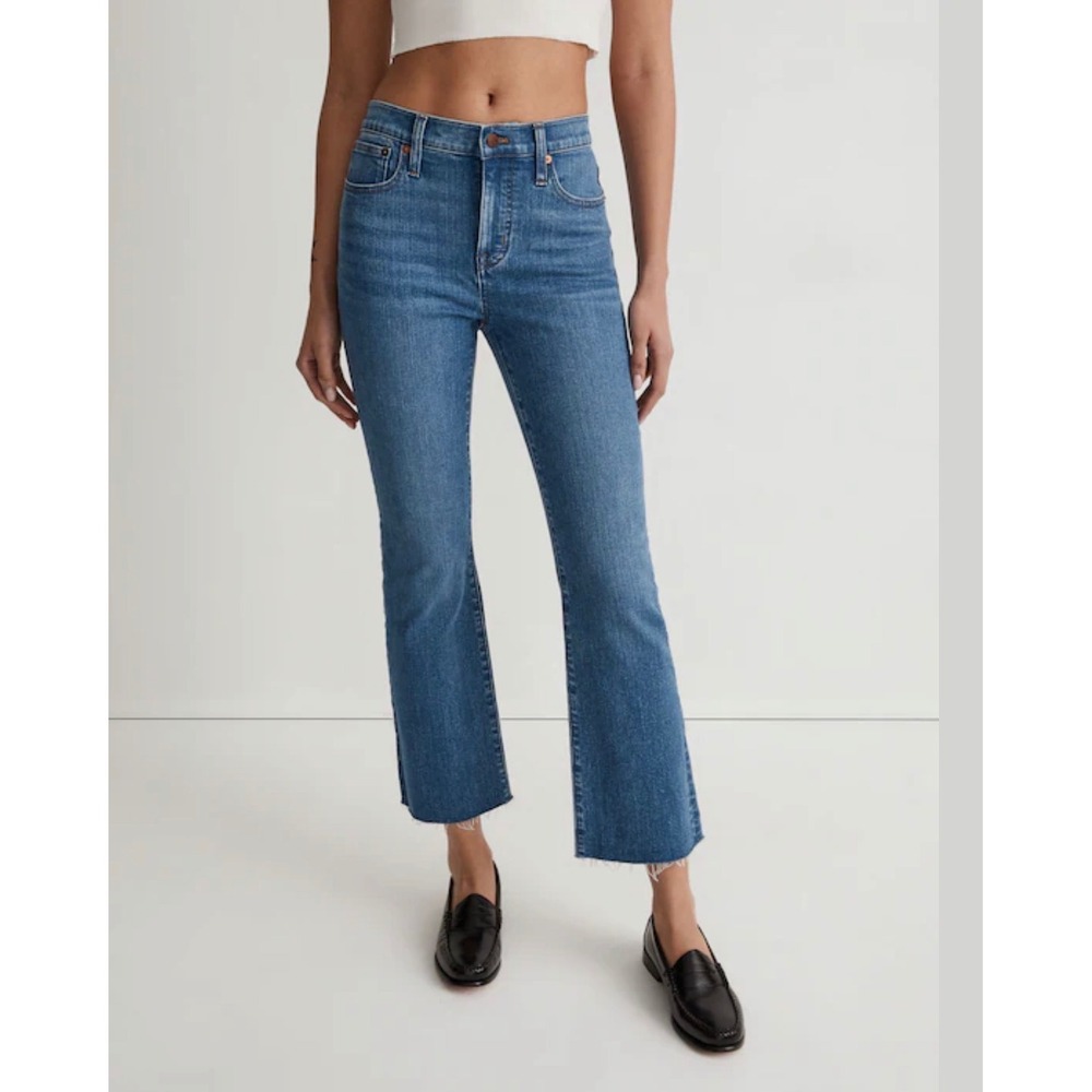 Madewell Mid-Rise Kick Out Jeans Raw Hem Medium Wash DM6866 Womens 27